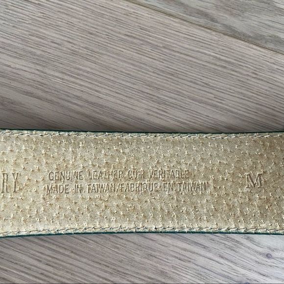🔥 Host Pick🔥 VINTAGE BELT - 80s or early 90& - Picture 5 of 9
